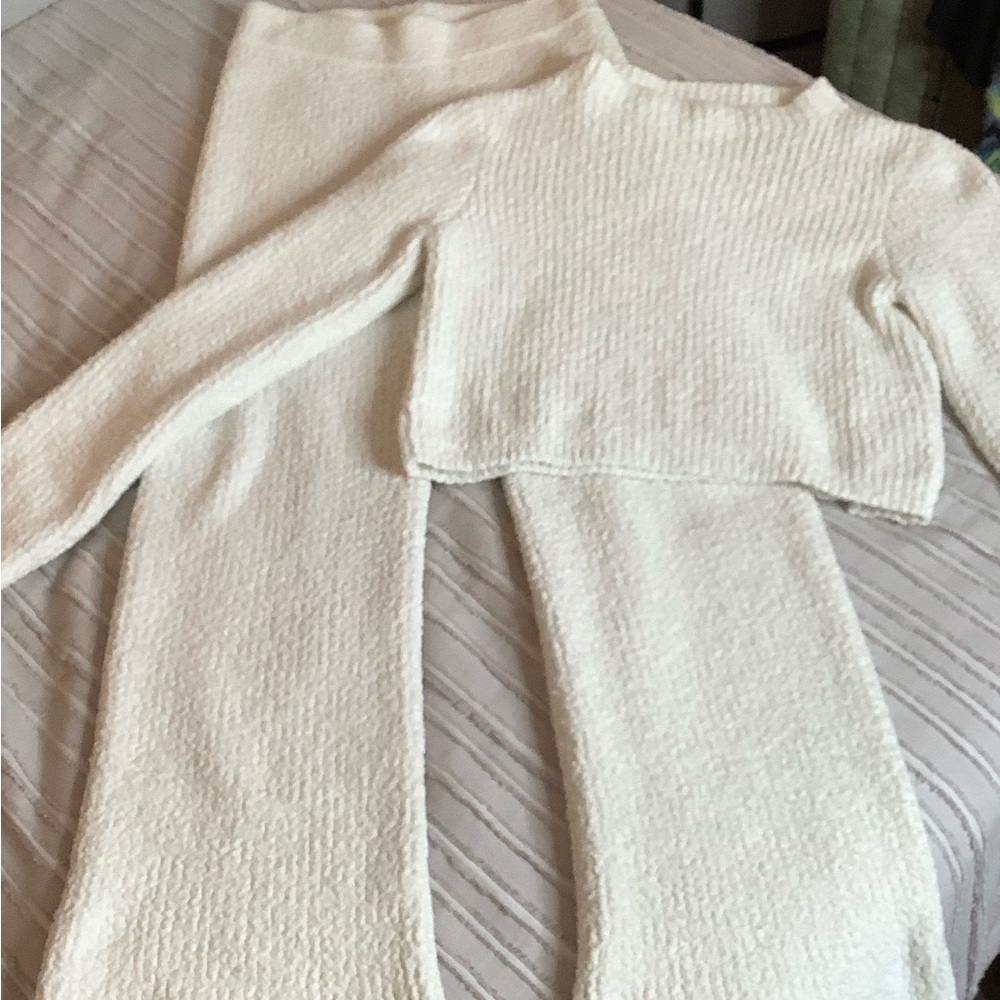 Aerie Cream Cozy Marshmallow Wideleg Pant Crop Sweater Set
